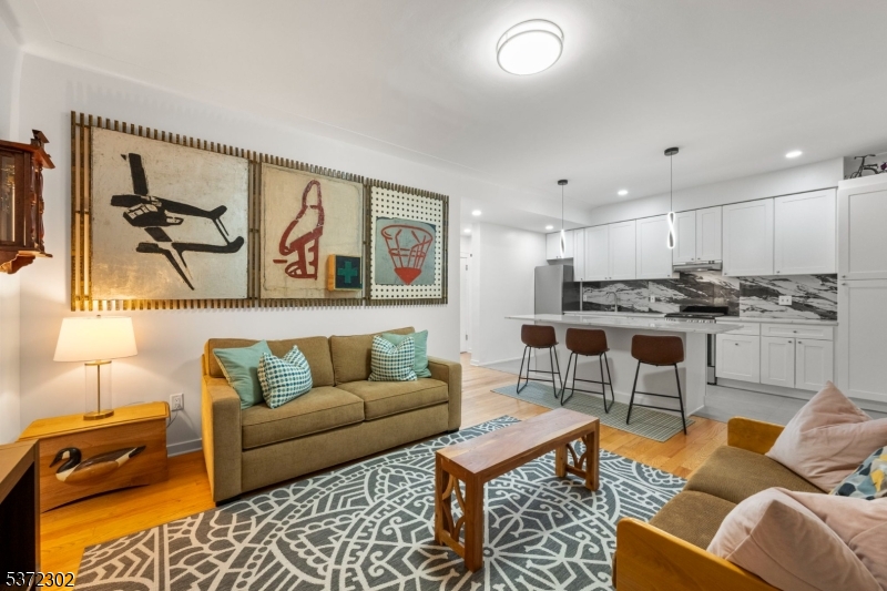 Boulevard East - Residential