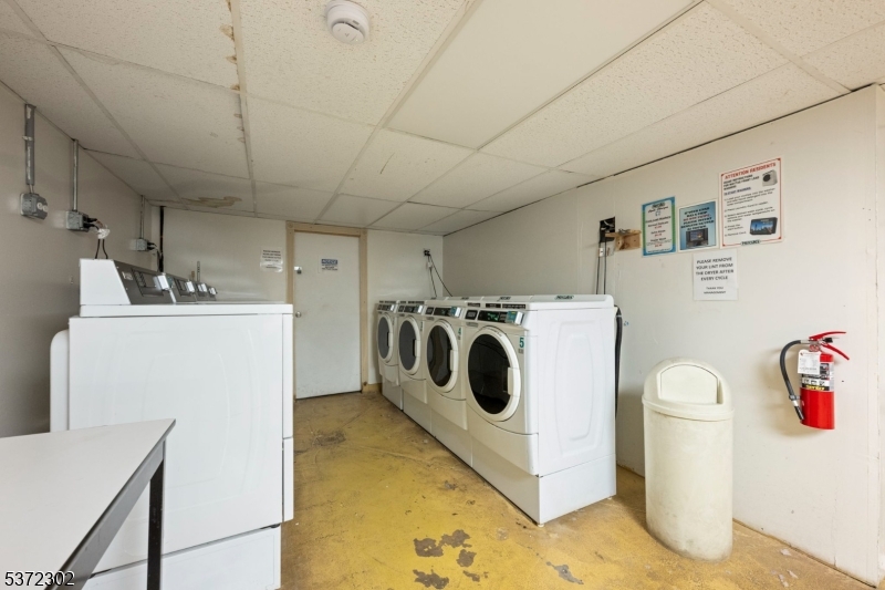 Boulevard East - Residential