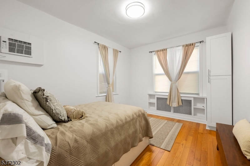 Boulevard East - Residential