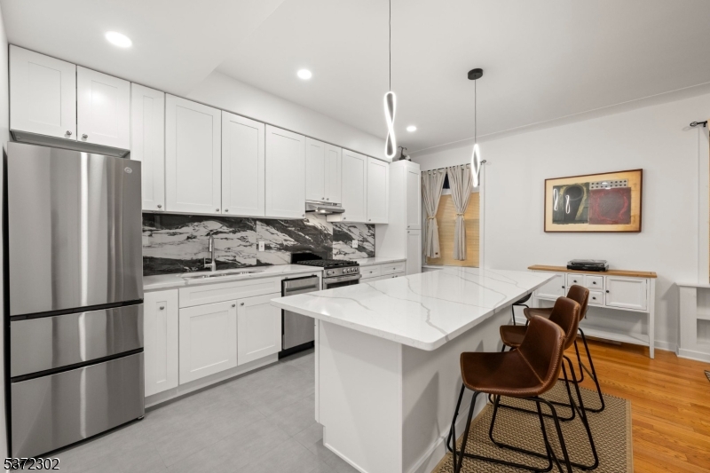 Boulevard East - Residential