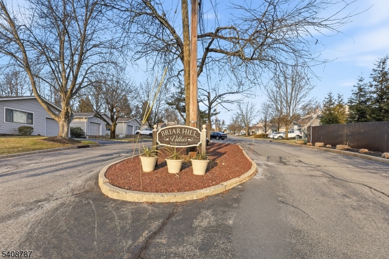 Briar Hill Villas - Residential