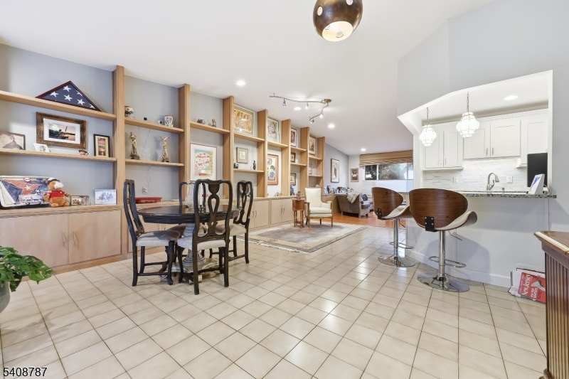 Briar Hill Villas - Residential