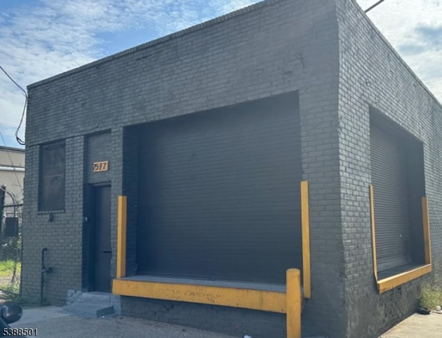 Warehouse featuring 2500 sq ft, corner property with a separate 25x100 lot number (75 Goble)