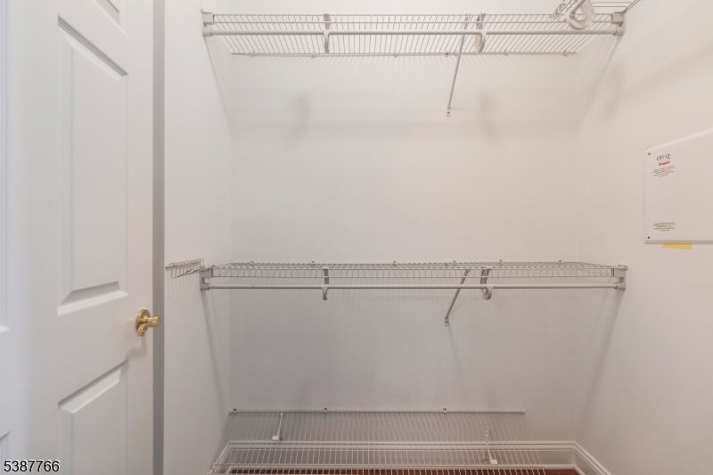 Four Seasons - Residential