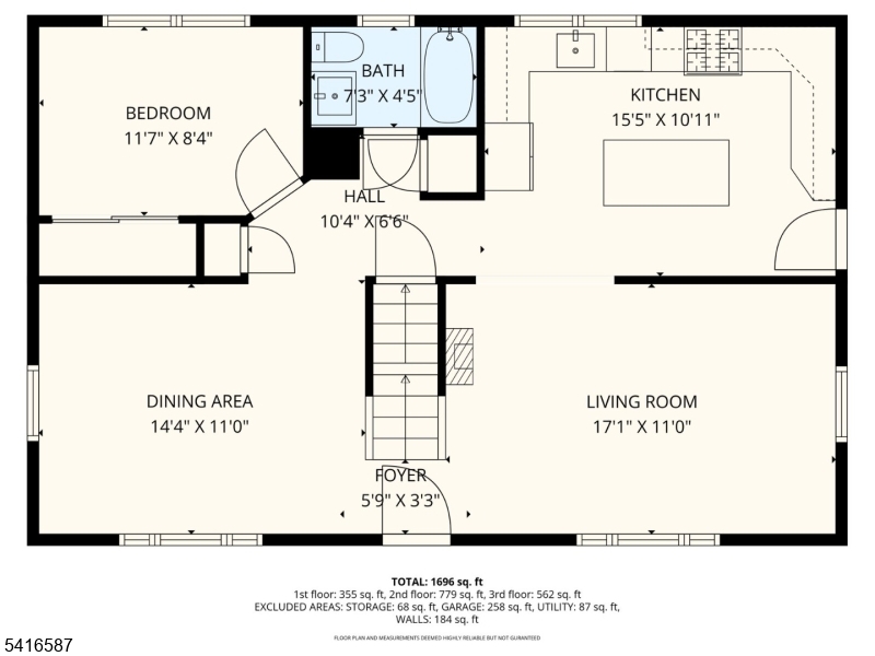 Main image without alt text