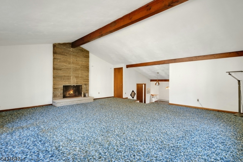 New Foundland - Residential