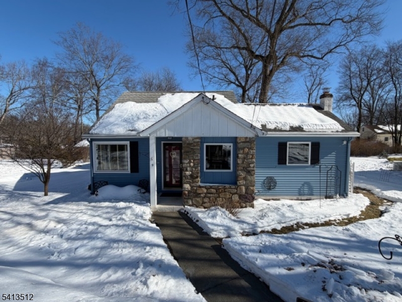 ROCK RIDGE LAKE - Residential