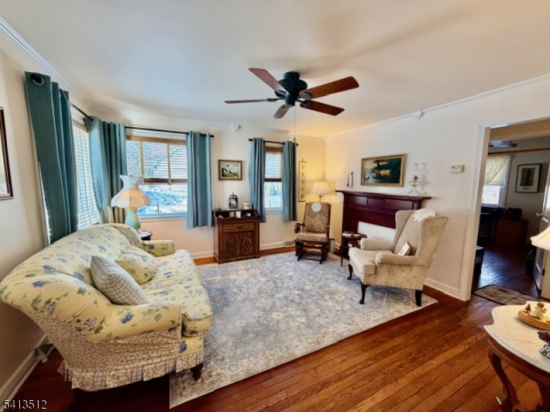 ROCK RIDGE LAKE - Residential