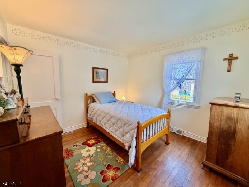 ROCK RIDGE LAKE - Residential