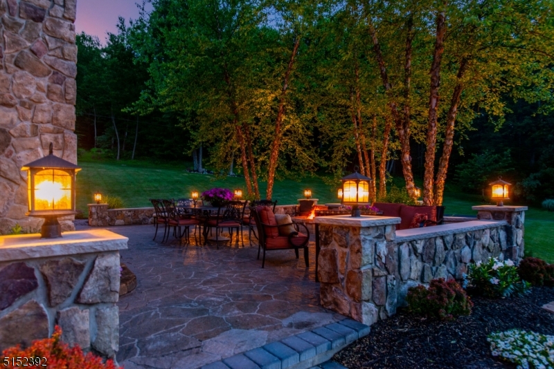 Seven Oaks - Residential