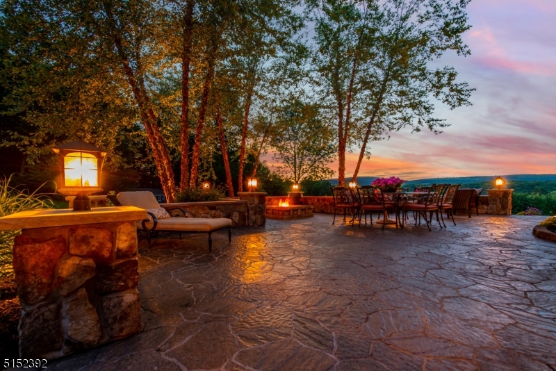 Seven Oaks - Residential