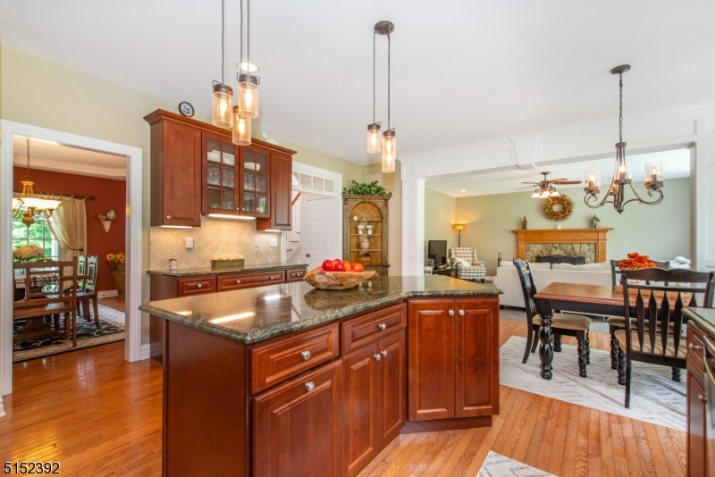 Seven Oaks - Residential