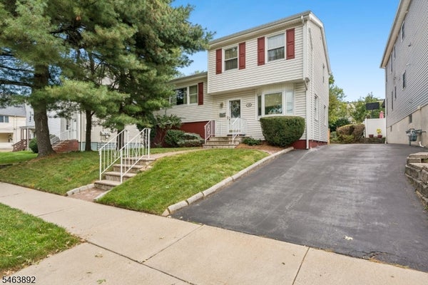 195 E PASSAIC AVE, BLOOMFIELD, NJ 07003 - Image 6e2ece952fa3e2005e6dbe09091edbc6/3983992088
