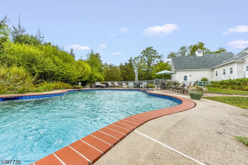 Pacesetter - Residential