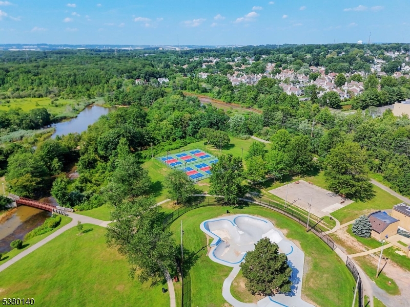 Carriage Homes/Reflections - Residential