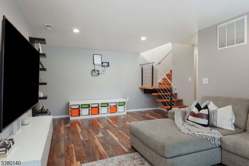 Carriage Homes/Reflections - Residential