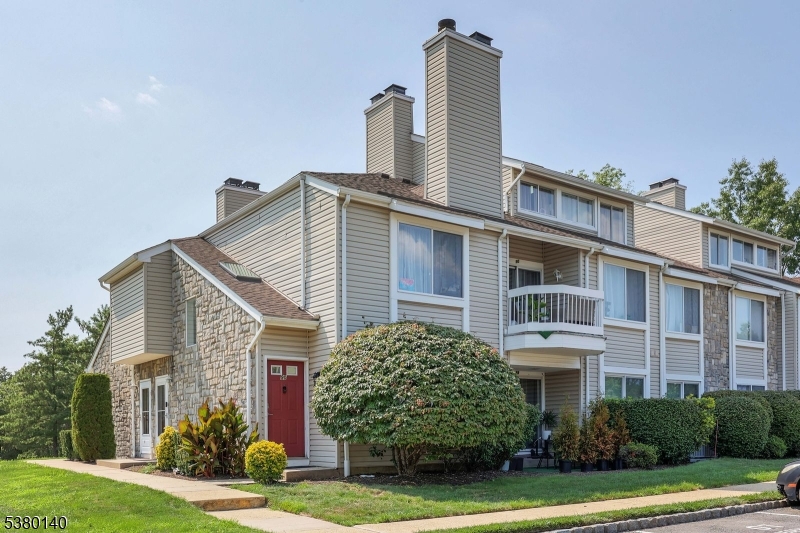 Carriage Homes/Reflections - Residential