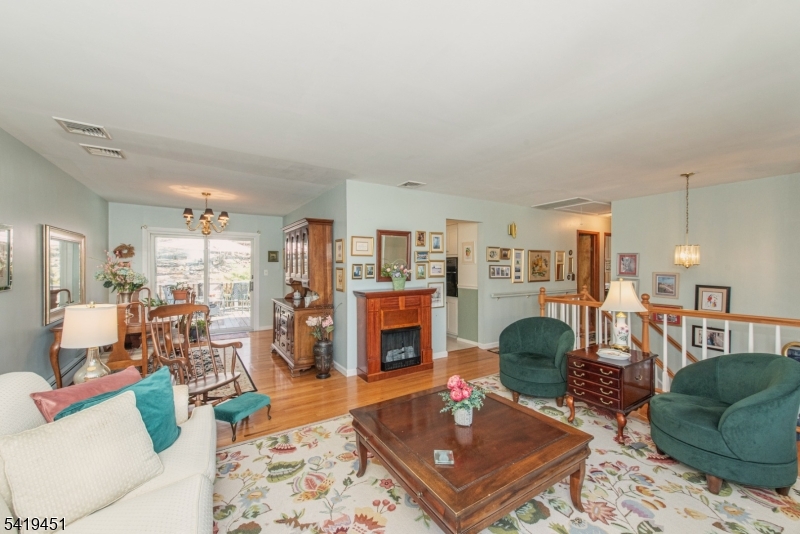 Cupsaw Lake - Residential