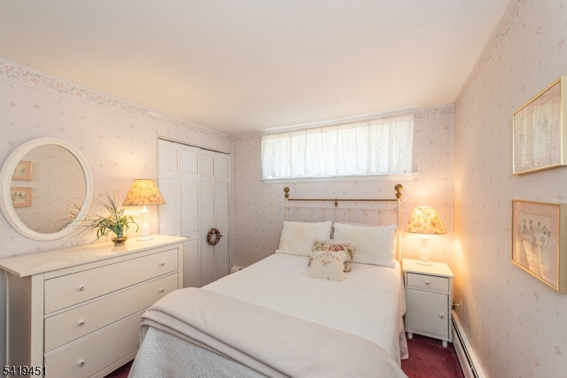 Cupsaw Lake - Residential