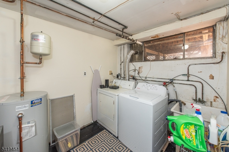 Cupsaw Lake - Residential