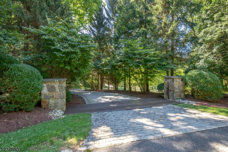 Bernardsville Mountain - Residential