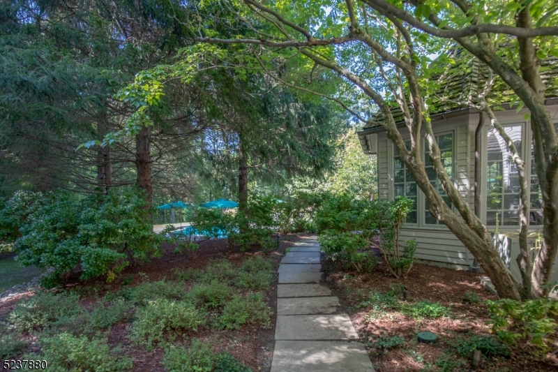 Bernardsville Mountain - Residential