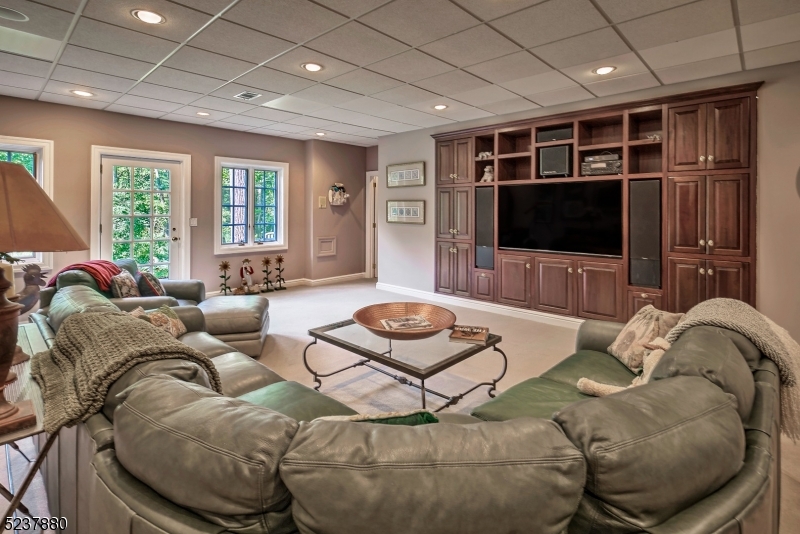 Bernardsville Mountain - Residential