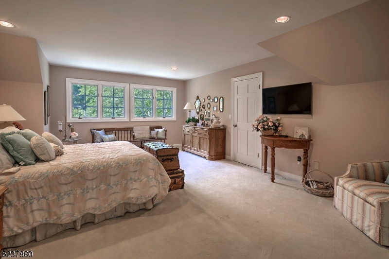 Bernardsville Mountain - Residential