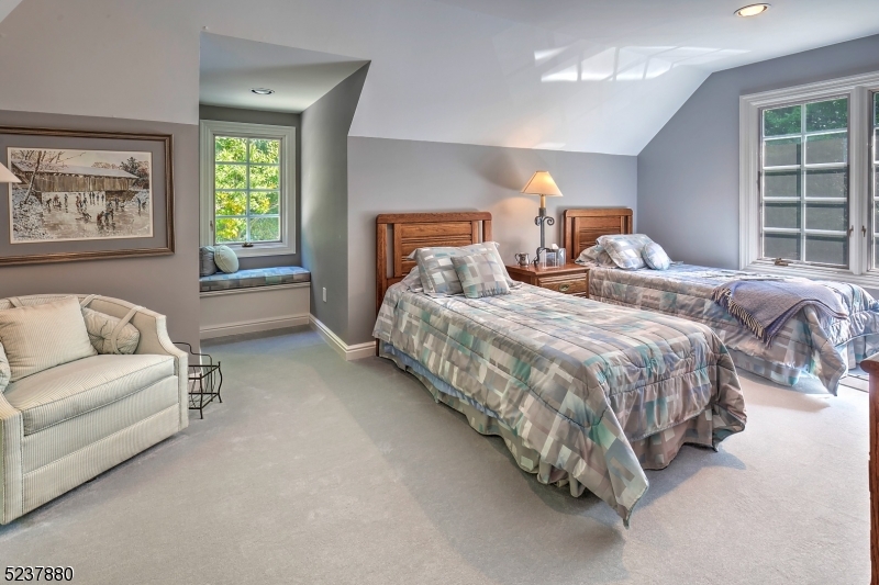 Bernardsville Mountain - Residential