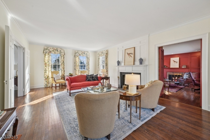 OLD SHORT HILLS - Residential