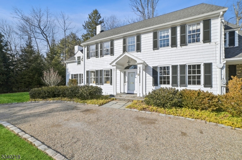 OLD SHORT HILLS - Residential