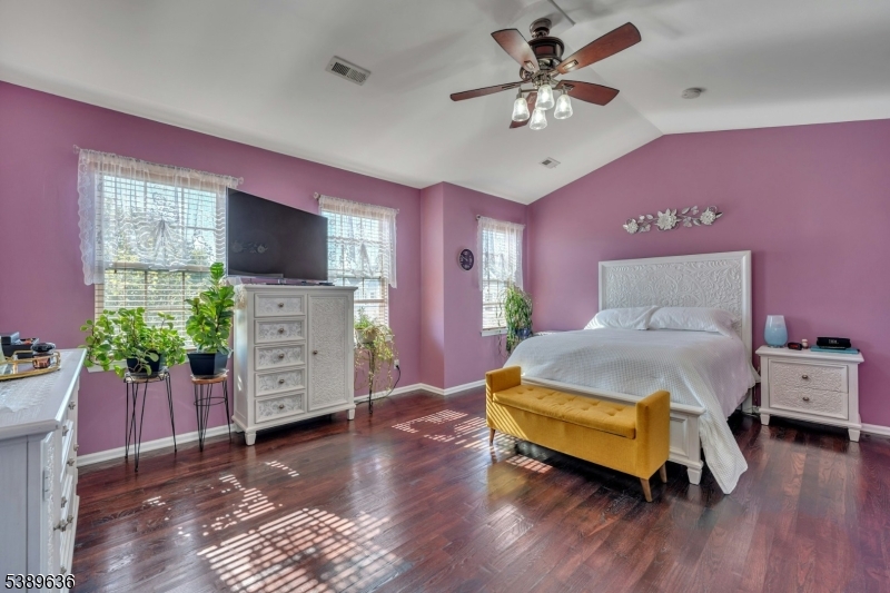 Essex Park - Residential