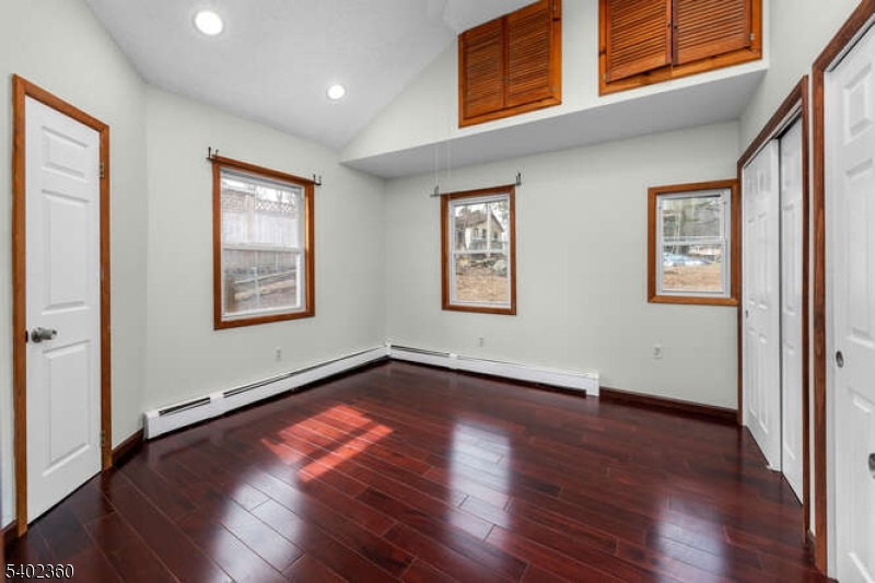 Lower Mt. Glen Lake - Residential