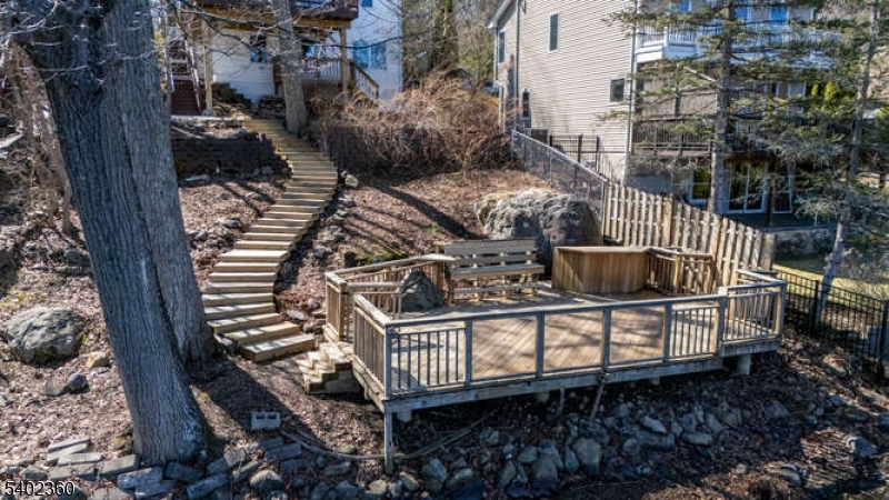 Lower Mt. Glen Lake - Residential