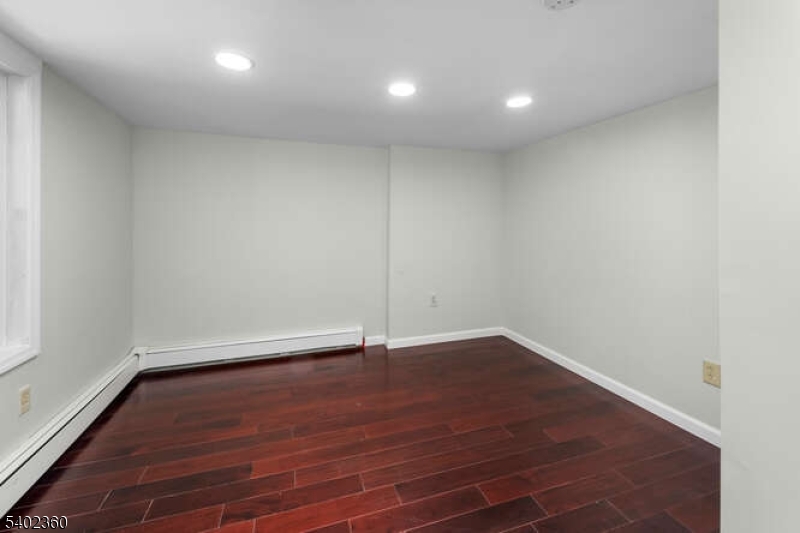 Lower Mt. Glen Lake - Residential