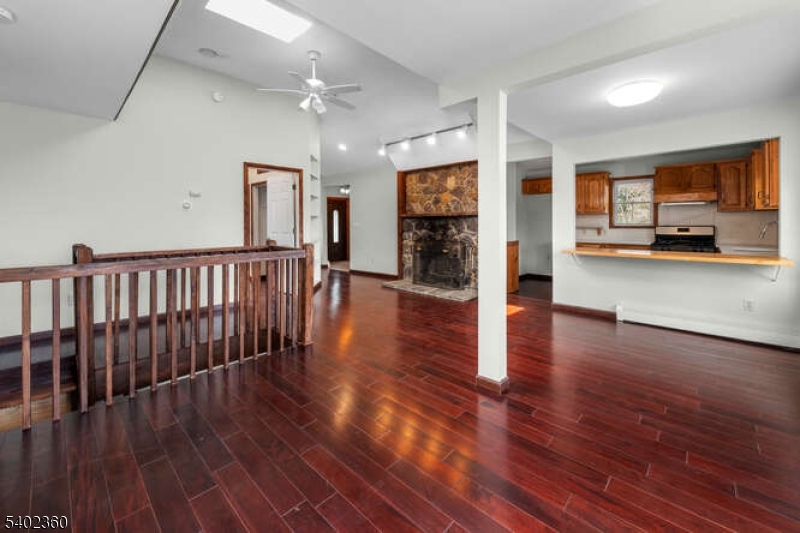 Lower Mt. Glen Lake - Residential