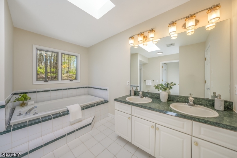 Applewood at Shongum - Residential