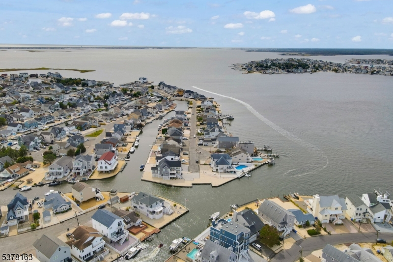 Shore Acres - Residential