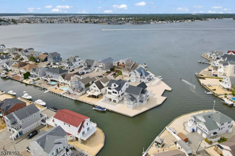 Shore Acres - Residential