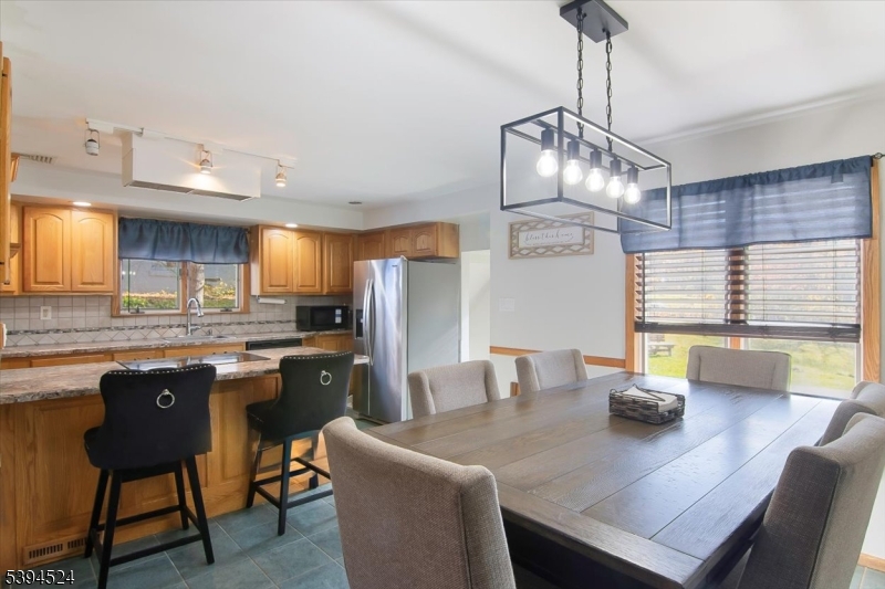 Pinecliff Lake - Residential