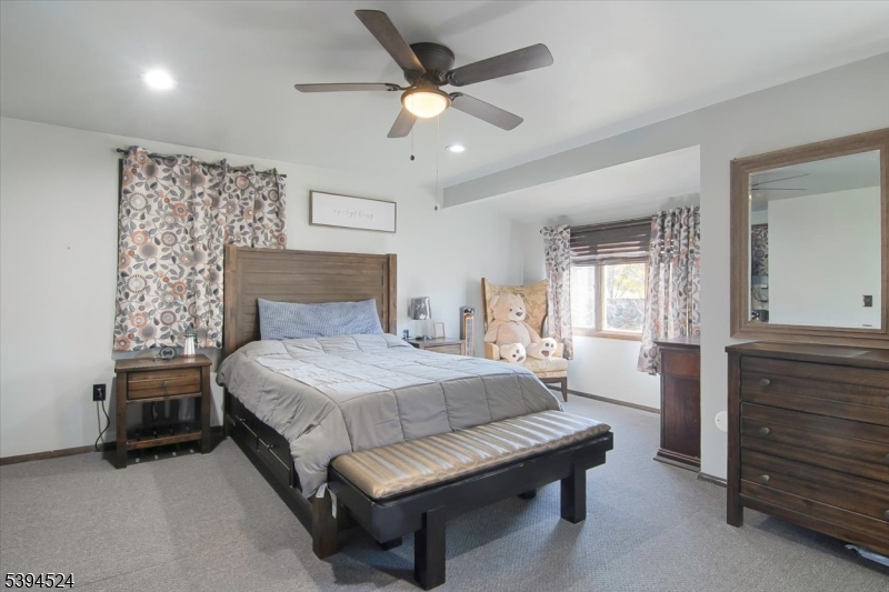 Pinecliff Lake - Residential