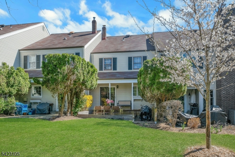 Mendham Commons - Residential