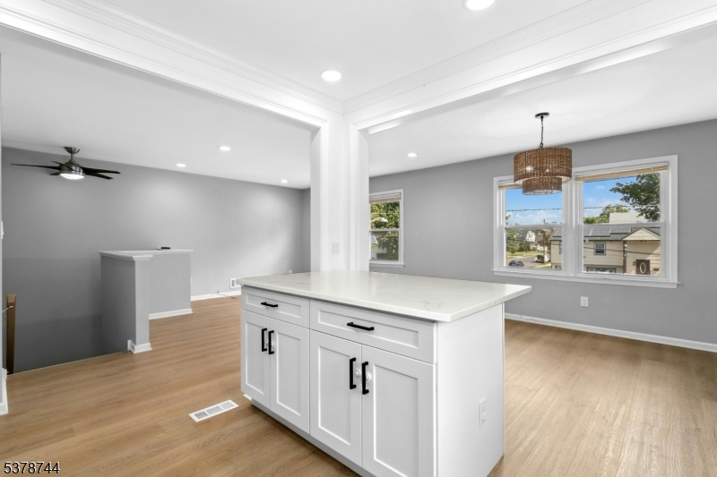 Westfield Town, New Jersey 07090, United States, 4 Bedrooms Bedrooms, ,2 BathroomsBathrooms,Residential,Pending,206286