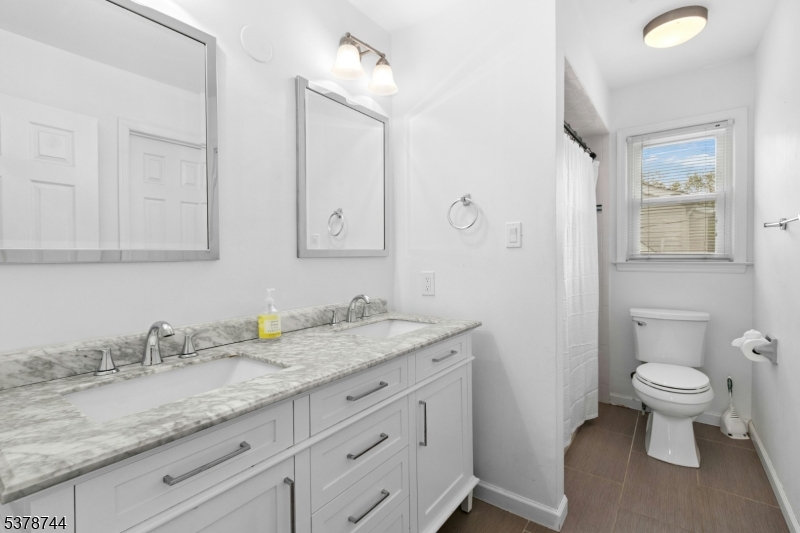 Westfield Town, New Jersey 07090, United States, 4 Bedrooms Bedrooms, ,2 BathroomsBathrooms,Residential,Pending,206286