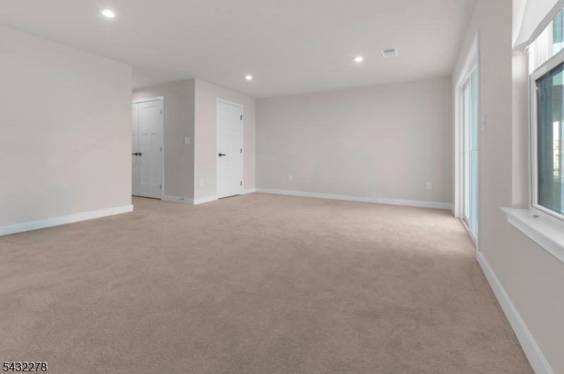 Hackettstown Crossing - Residential