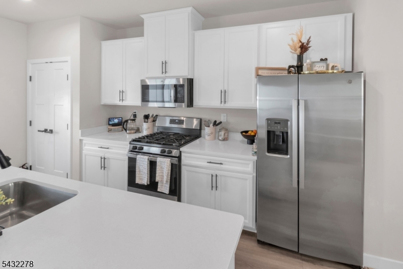 Hackettstown Crossing - Residential