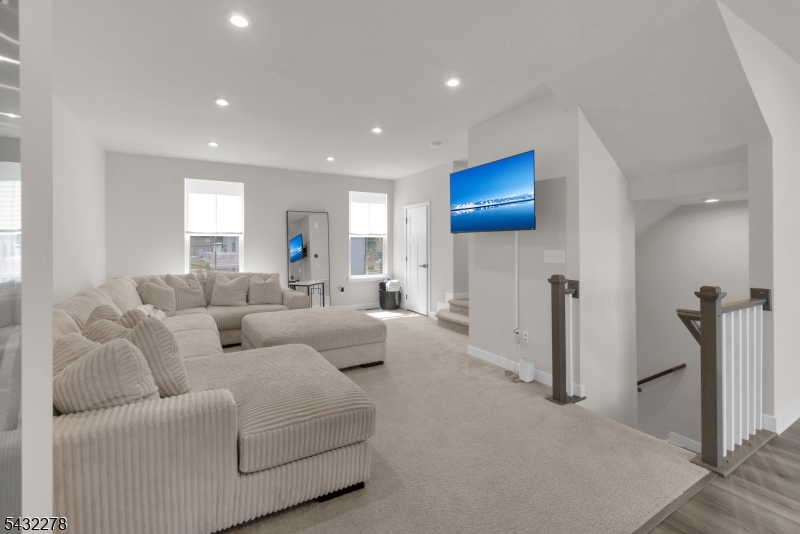 Hackettstown Crossing - Residential