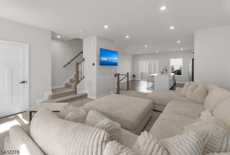 Hackettstown Crossing - Residential