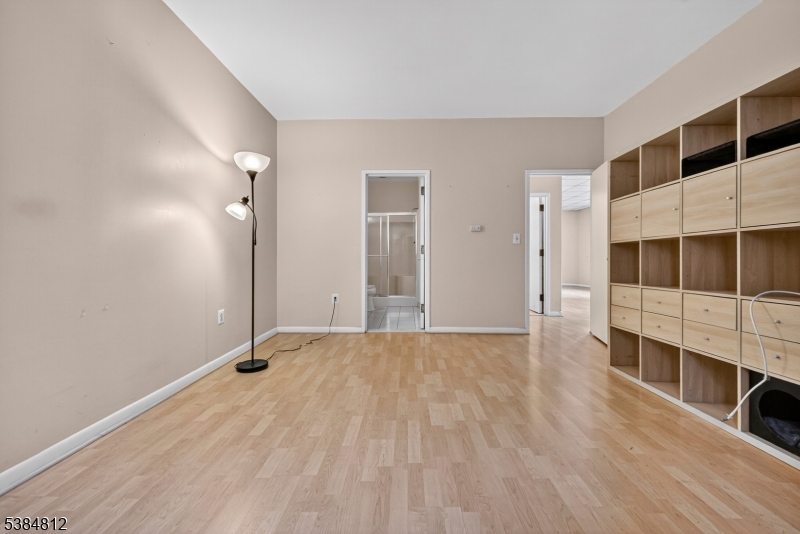 Journal Square - Residential