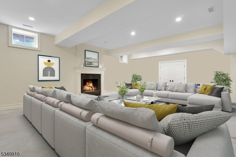 The Pond - Residential